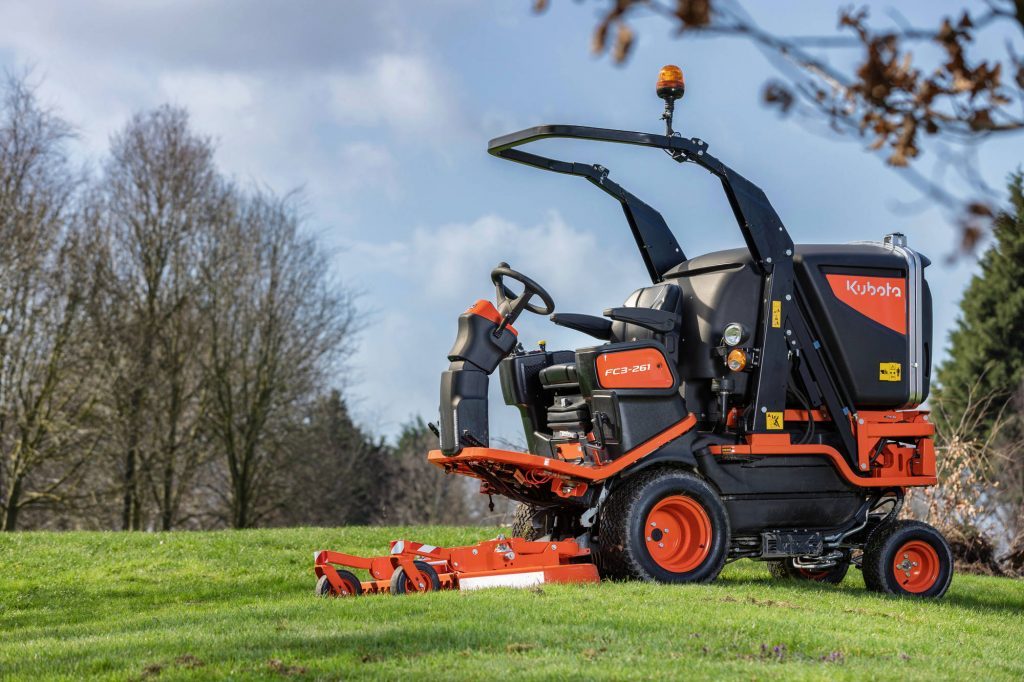 Kubota serija FC3