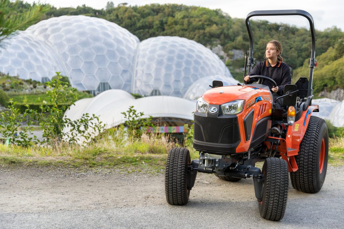 Kubota LXe-261