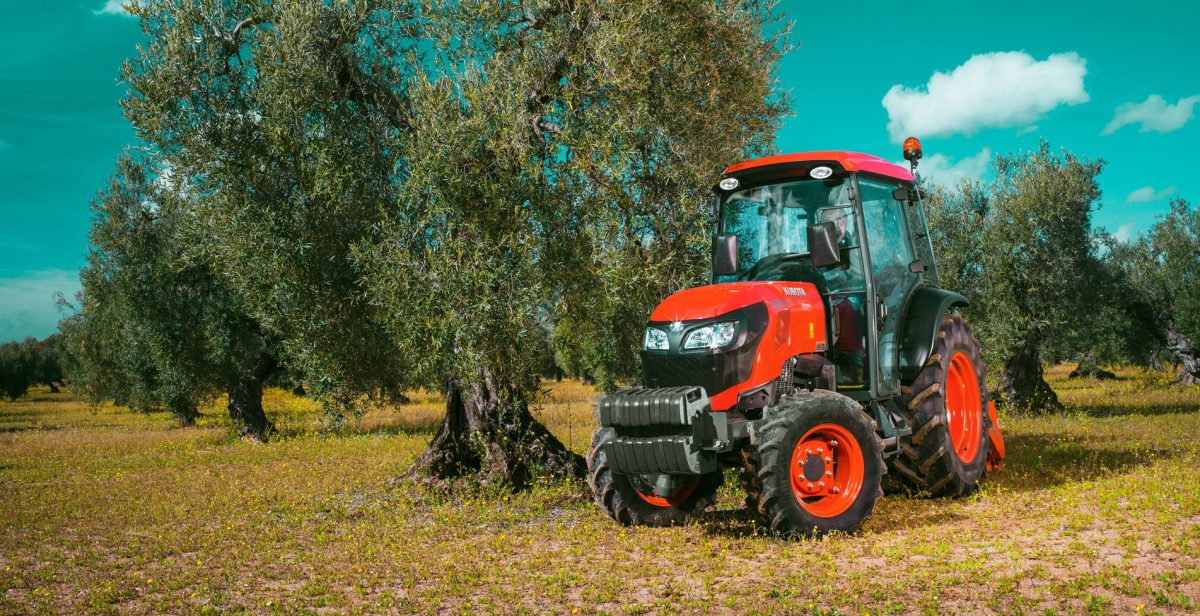 Kubota M5002 Narrow