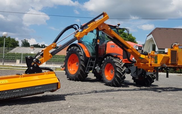 Traktor Kubota z mulčerjem z roko Procomas